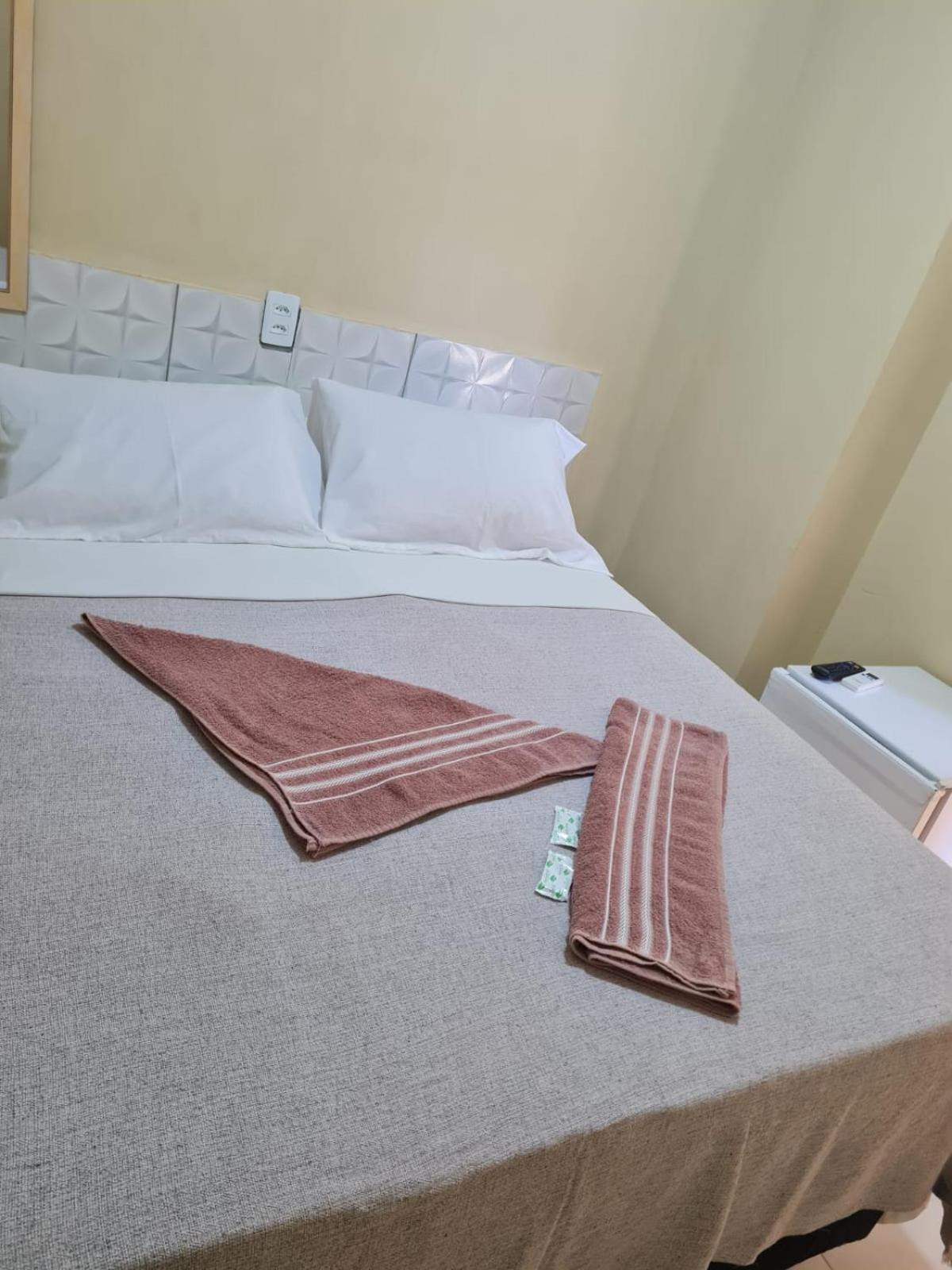Hotel Veleiro De Porto Порту-де-Галиньяш Экстерьер фото