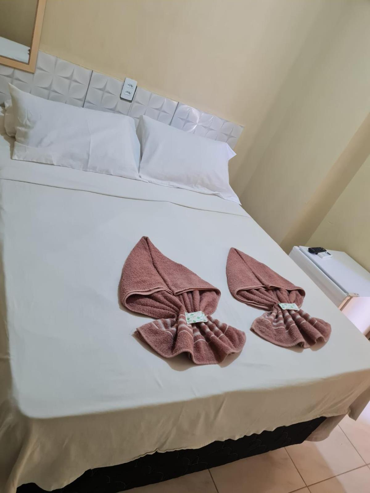 Hotel Veleiro De Porto Порту-де-Галиньяш Экстерьер фото